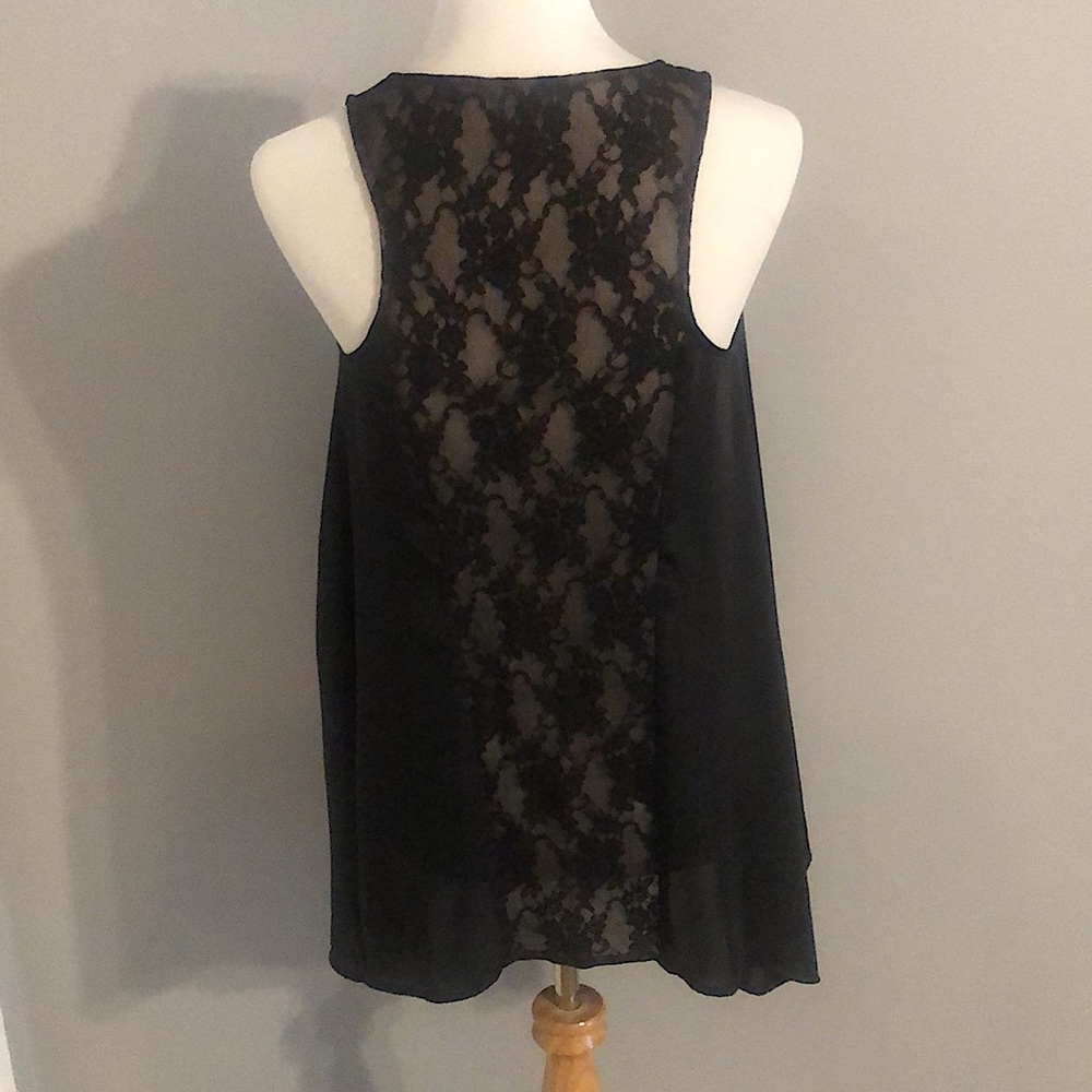 Express Swing Tank Top - Picture 2 of 4